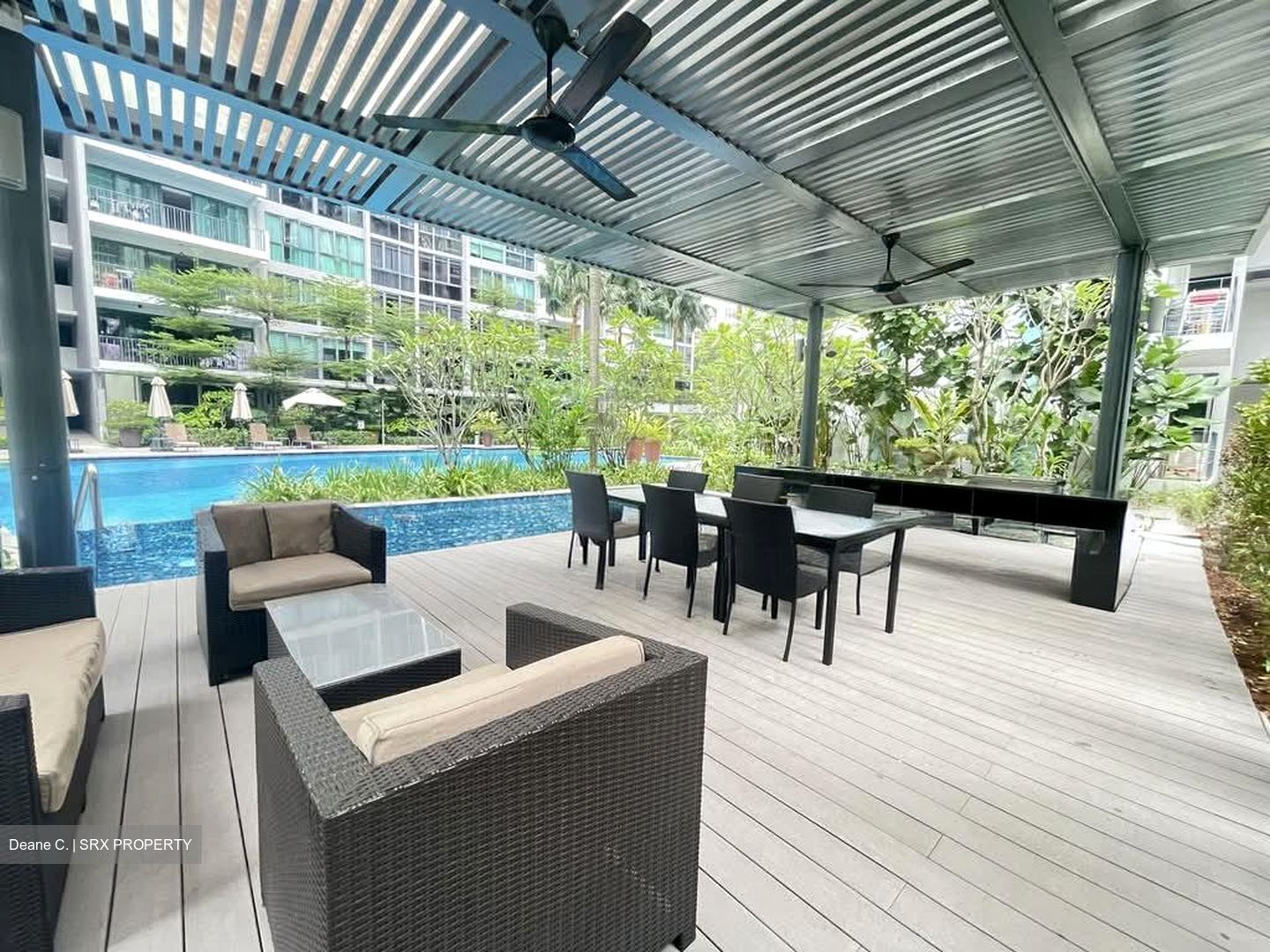 Esparina Residences (D19), Condominium #592902001